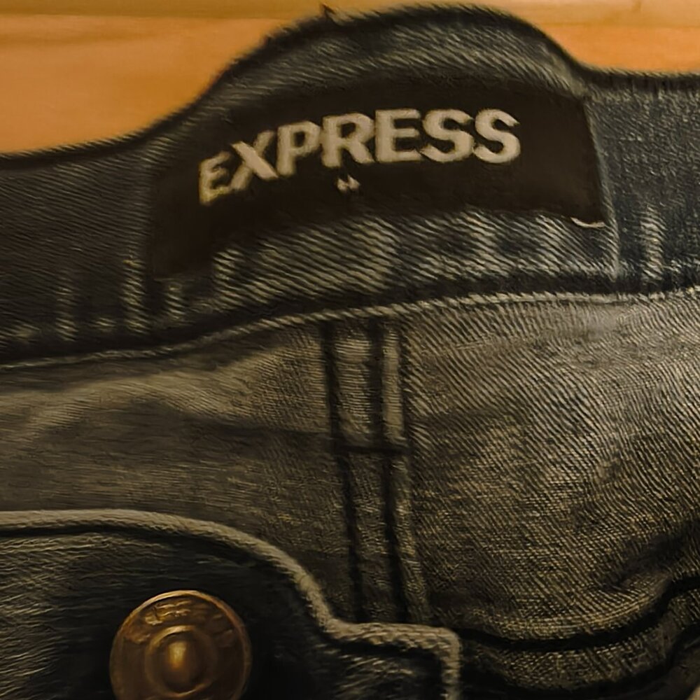 Distressed Express Jeans - Picture 2 of 2
